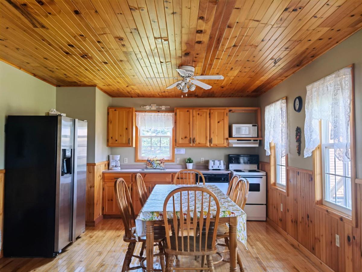 Cavendish Country Inn & Cottages ภายนอก รูปภาพ