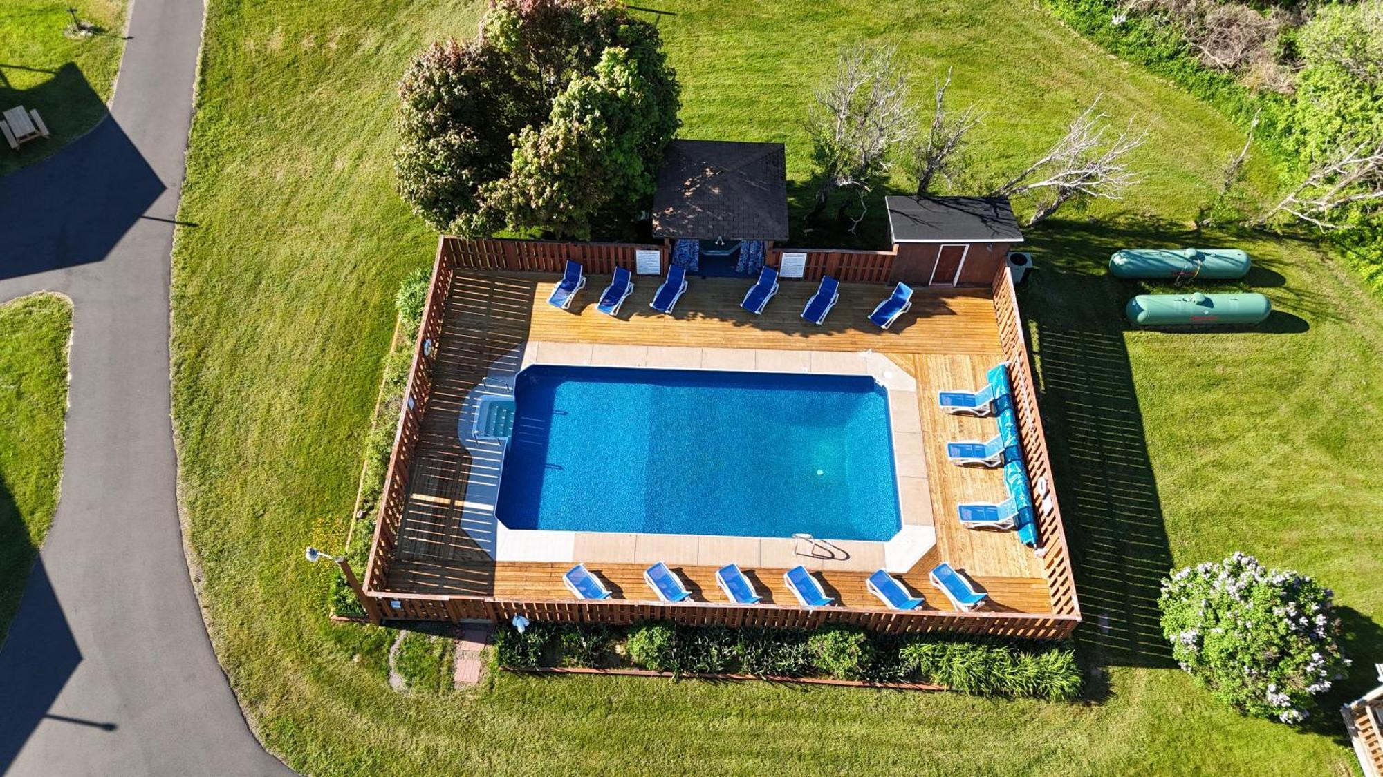 Cavendish Country Inn & Cottages ภายนอก รูปภาพ